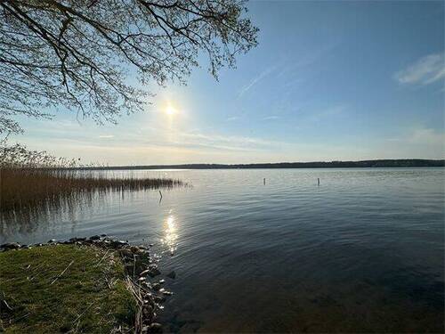 Romantischer See in Nähe - 