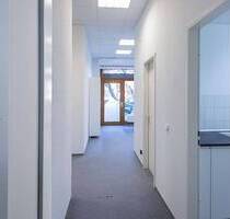 8-Zimmer Büro am Wasser nahe Ostkreuz BER - flexibel und barrierefrei - Berlin Lichtenberg