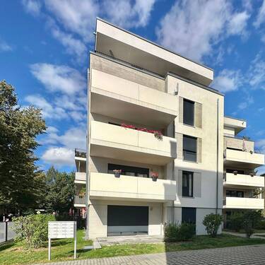 Wohnung 1.OG - 3 Zimmer Etagenwohnung zum Kaufen in Dresden