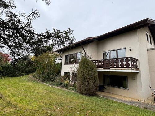 Bild 3 - 9 Zimmer Einfamilienhaus in Göppingen