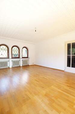 Bild 3 - 5 Zimmer Etagenwohnung in Trier