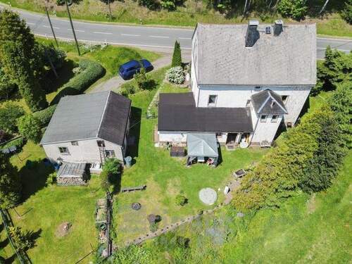 Luftbild - 6 Zimmer Einfamilienhaus zum Kaufen in Neuhausen