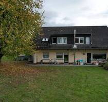 Mehrgenerationenhaus mit Doppelgarage in Beverungen-Blankenau