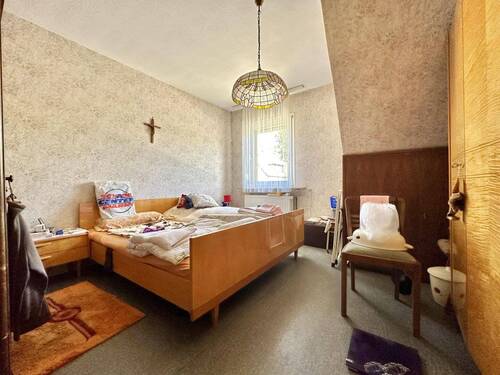 Schlafzimmer im Dachgeschoss - 