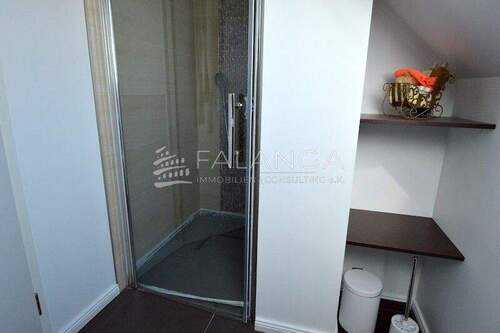 Mit Dusch - 