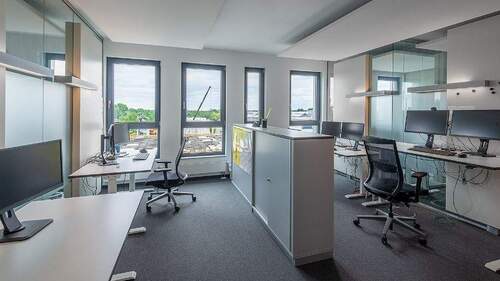 Schreibtisch im Teambüro - Moderne, helle TOP-Arbeitsplätze in Adlershof - flexibel & sofort verfügbar