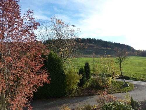 Blick von Loggia - 3 Zimmer Etagenwohnung zur Miete in Sundern-Allendorf