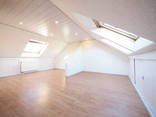 Bild 12 - 8 Zimmer Doppelhaushälfte zum Kaufen in Riegelsberg