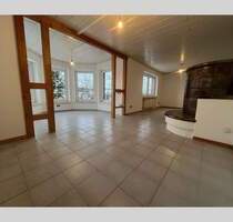 3,5 Zimmer Erdgeschosswohnung mit Kamin, Balkon Terrasse in Rönsahl! - Kierspe