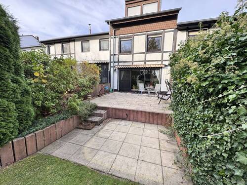 Terasse und Rückseite - 