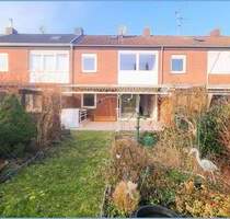 Gepflegtes Reihenmittelhaus mit Südostgarten und Garage in Pulheim-Sinnersdorf