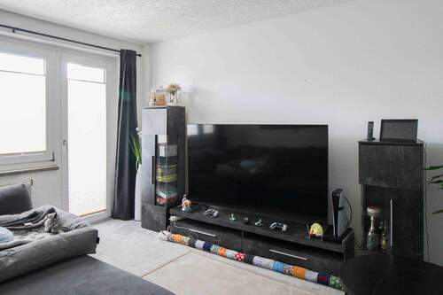 Wohnzimmer - 3 Zimmer Etagenwohnung zum Kaufen in Stralsund