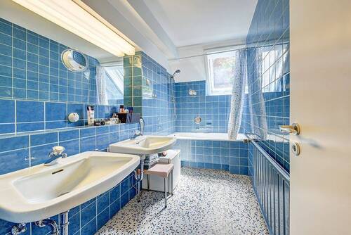 Badezimmer 1. OG - 