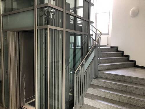 Aufzug Treppenhaus - 