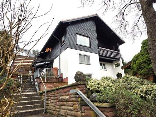 Aussenansicht - Ein Juwel in Kassel-Nord - 1-2 Familienhaus in Hinterbebauung