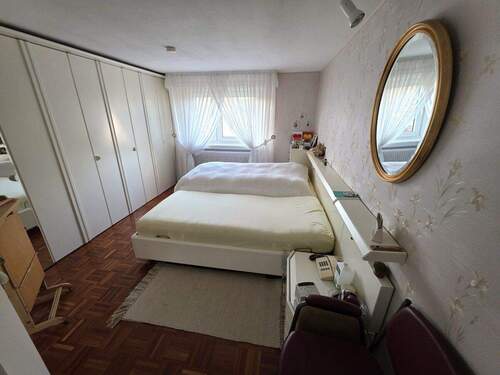 Schlafzimmer EG - 