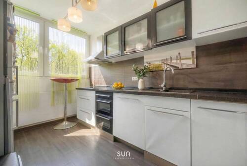 EINBAUKÜCHE - 3 Zimmer Etagenwohnung zum Kaufen in Kronberg im Taunus