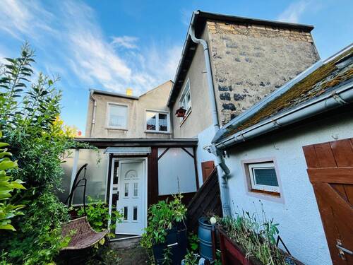 Garten/ Hof mit Schuppen - 