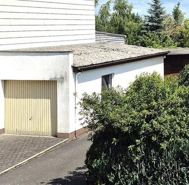 Garage mit Werkstatt - 