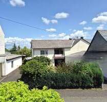 Gepflegtes Wohnhaus mit Garten und Garage! - Longkamp