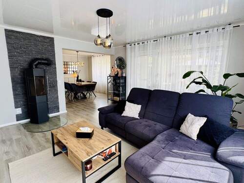 Bild 4 - Mehrfamilienhaus, Wohnhaus mit 205,00 m² in Steiningen zum Kaufen