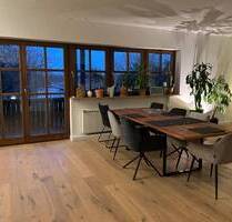 Großzügige Bel Etage mit 3 Balkonen zur Selbstnutzung mit Einbauküche - Oberhaching Deisenhofen
