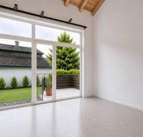 Lichtdurchflutetes Reihenendhaus mit Galerie und eingewachsenem Garten - Grafrath