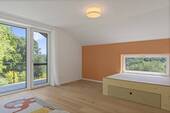 OG Kinderzimmer mit Balkon - 
