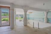 Schwimmbad mit Sauna - 