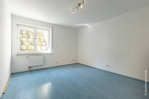 Büro 1 - 