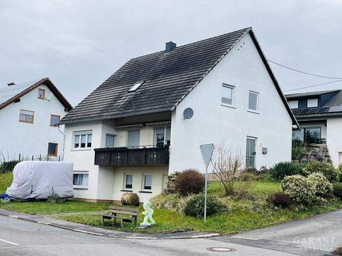 IMG 1016 - Renoviertes Einfamilienhaus mit viel Platz