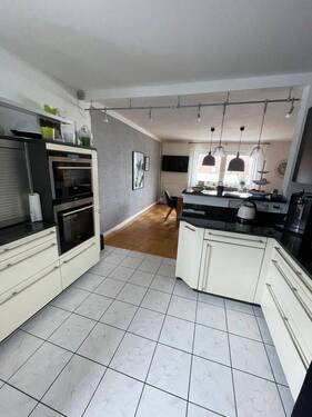 Offene hochwertige Küche - 