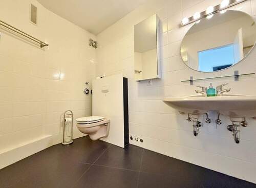 innenliegendes Wannenbad - 2 Zimmer Etagenwohnung in Bremen