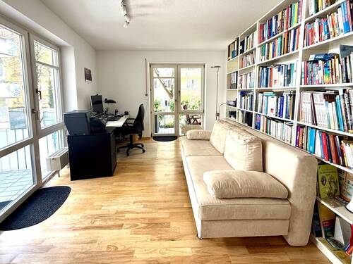 Arbeits- oder Gäste-Zimmer - 