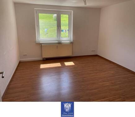 Wohnen - 2 Zimmer Etagenwohnung zur Miete in Niederstriegis