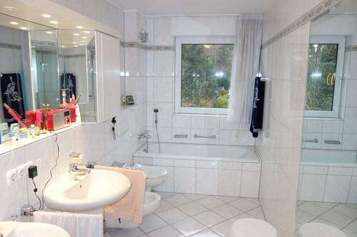 1. OG - Badezimmer - 