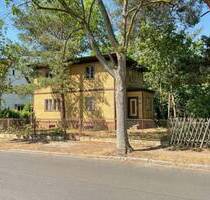 Investoren und Bauwillige gepasst! Großes 1.103 m² Baugrundstück mit viel Potenzial zur Neubebauung! - Potsdam / Babelsberg Am Stern