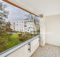 Funktionale Räume mit Balkon: 3-Zimmer-Wohnung in Amberg