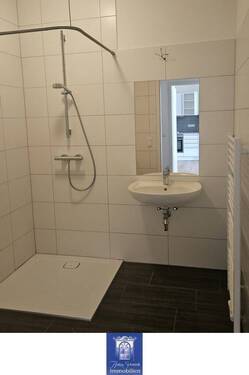 Bad - Etagenwohnung mit 45,00 m&sup2; in Dresden zur Miete
