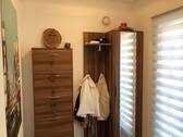 EG Gardarobe - Immobilien Baumeister Neuburg.JPG - 