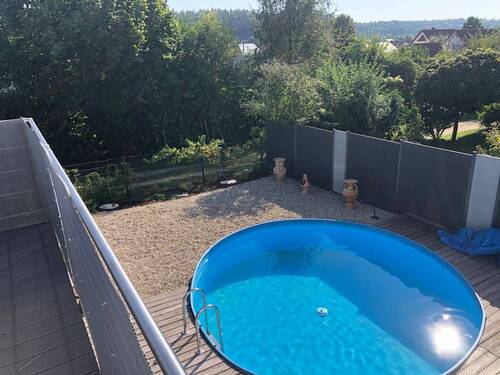 Pool - Immobilien Baumeister Neuburg.JPG - 