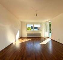 Modernisierte 2-Zi.-Wohnung mit viel Platz, Sonnenbalkon und PKW-Stellplatz in Nellingen *** - Ostfildern