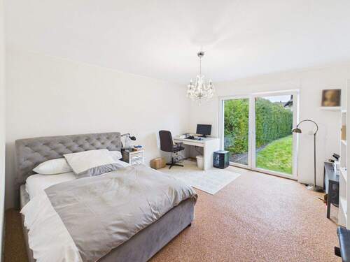 Schlafzimmer Erdgeschoß - 