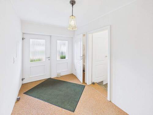 Eingangsflur - Bungalow mit 314,00 m&sup2; in Bergheim zum Kaufen