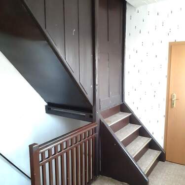Treppe zum DG - 