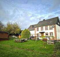 Ehemaliges Bauernhaus mit ca. 1350 m² Grundstück! - Morbach / Elzerath