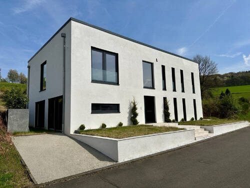 Vorderansicht - 7 Zimmer Einfamilienhaus in Balesfeld