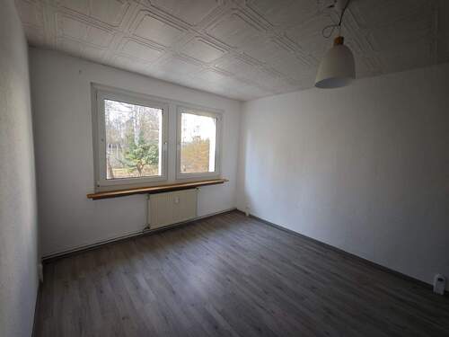 Schlafzimmer - Etagenwohnung mit 56,00 m&sup2; in Regis-Breitingen zur Miete