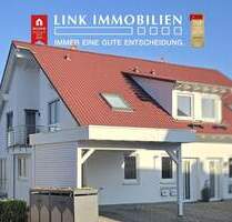 Erdmannhausen: Moderne Doppelhaushälfte mit attraktiven Maisonette-Wohnungen und großem Garten