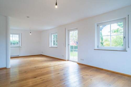 Ess-/Wohnzimmer - Einfamilienhaus mit 180,00 m&sup2; in Kaufering zum Kaufen